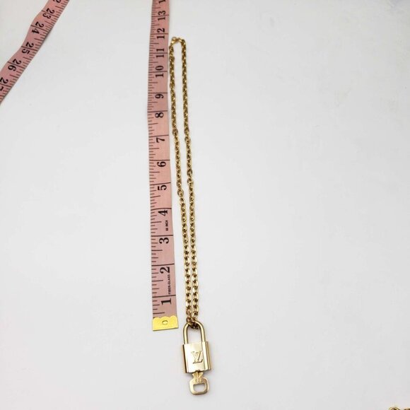 Authentic Louis Vuitton Lock & Key with Unbranded Gold Plated Chain Necklace - Picture 4 of 8
